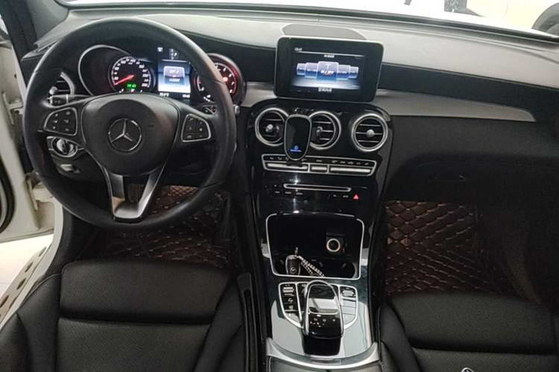 Used Mercedes-Benz GLC 2016 GLC 200 4MATIC Center Console