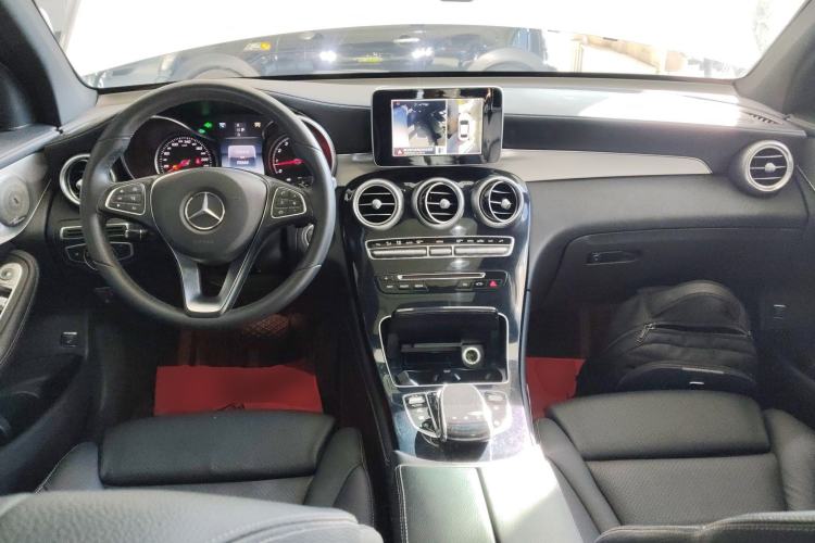 Used Mercedes-Benz GLC 2016 GLC 200 4MATIC Center Console