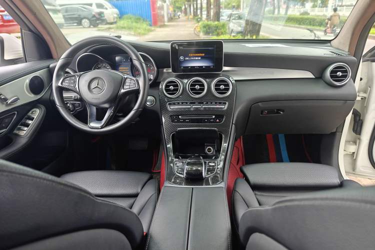 Used Mercedes-Benz GLC 2016 GLC 200 4MATIC Center Console