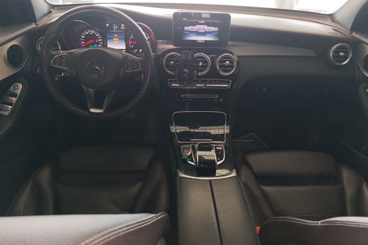 Used Mercedes-Benz GLC 2016 GLC 200 4MATIC Center Console