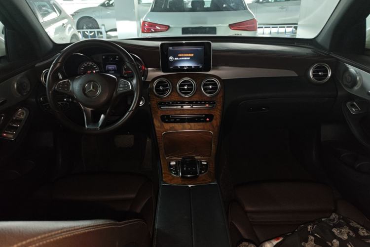 Used Mercedes-Benz GLC 2016 GLC 200 4MATIC Center Console