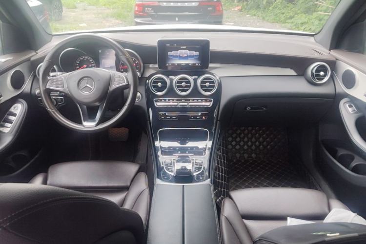Used Mercedes-Benz GLC 2016 GLC 200 4MATIC Center Console