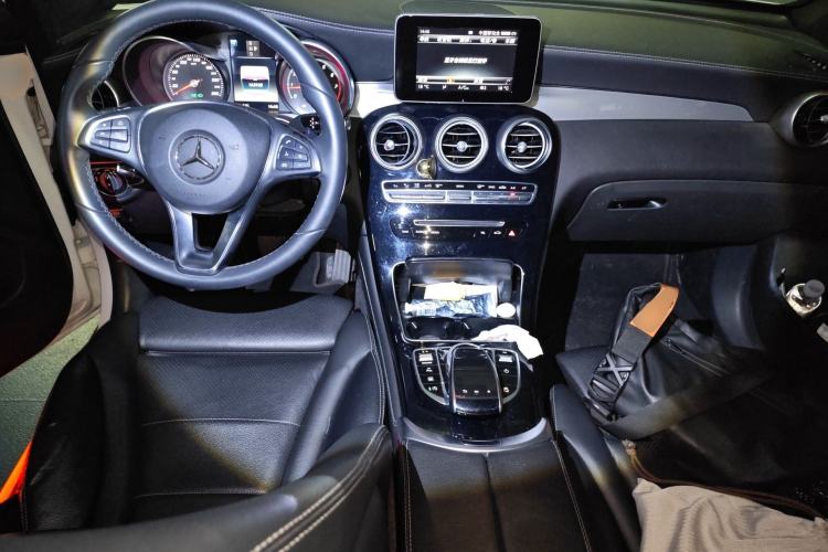 Used Mercedes-Benz GLC 2016 GLC 200 4MATIC Center Console