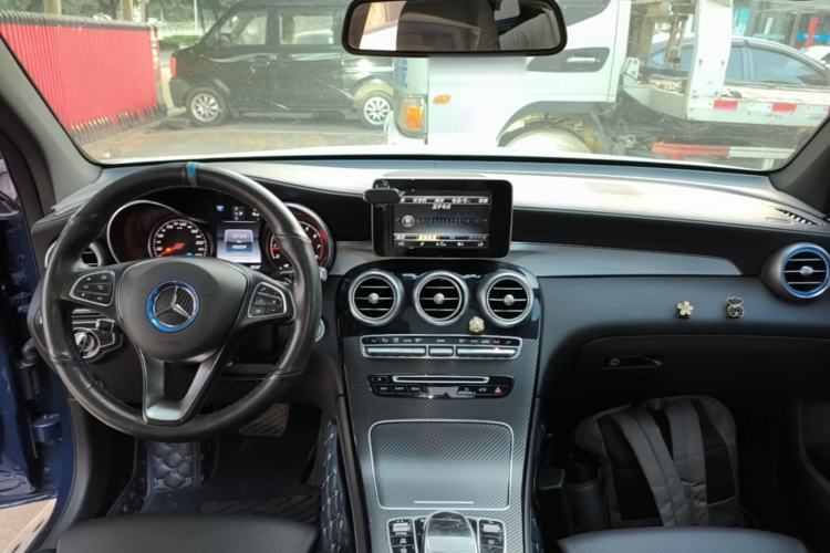 Used Mercedes-Benz GLC 2016 GLC 200 4MATIC Center Console