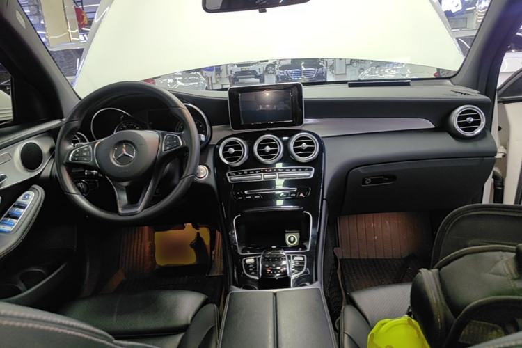 Used Mercedes-Benz GLC 2016 GLC 200 4MATIC Center Console