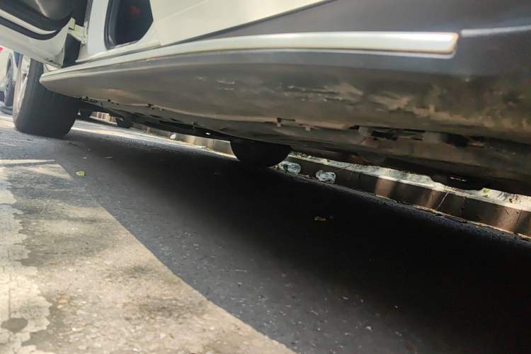 Used Mercedes-Benz GLC 2016 GLC 260 4MATIC Luxury Model Chassis Rear Left
