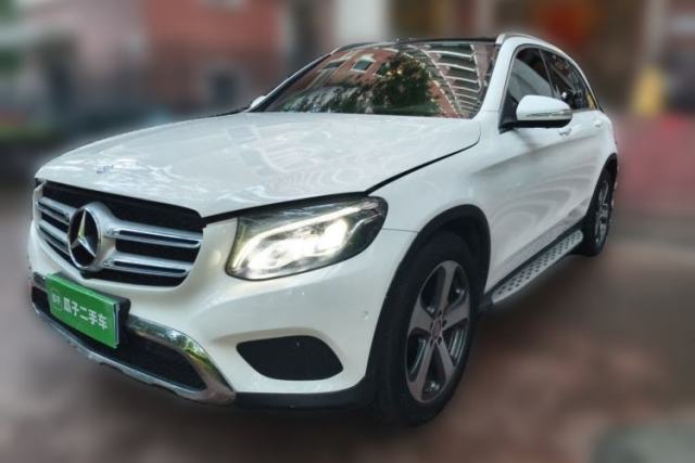 Used Mercedes-Benz GLC 2016 GLC 260 4MATIC Luxury Model