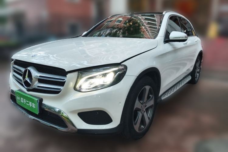 Used Mercedes-Benz GLC 2016 GLC 260 4MATIC Luxury Model Guazi used car, China used car export, Used car for sale, Used cars, Cheapest cars for sale