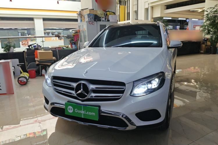 Used Mercedes-Benz GLC 2016 GLC 260 4MATIC Luxury Model Guazi used car, China used car export, Used car for sale, Used cars, Cheapest cars for sale
