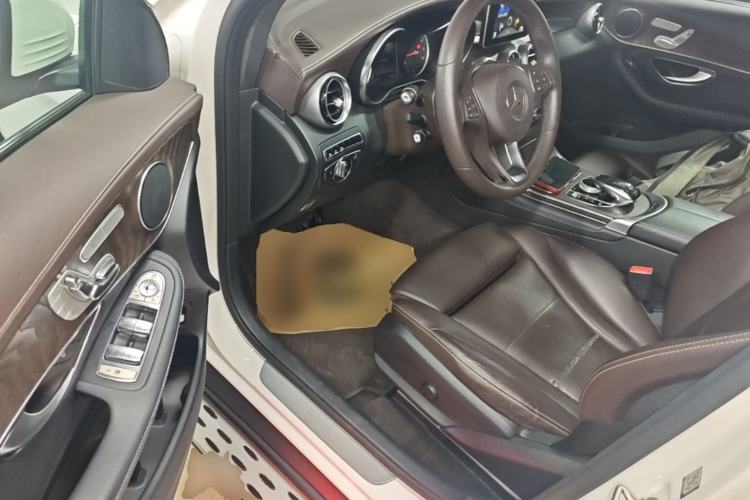 Used Mercedes-Benz GLC 2016 GLC 300 4MATIC Dynamic Model Driver Seat