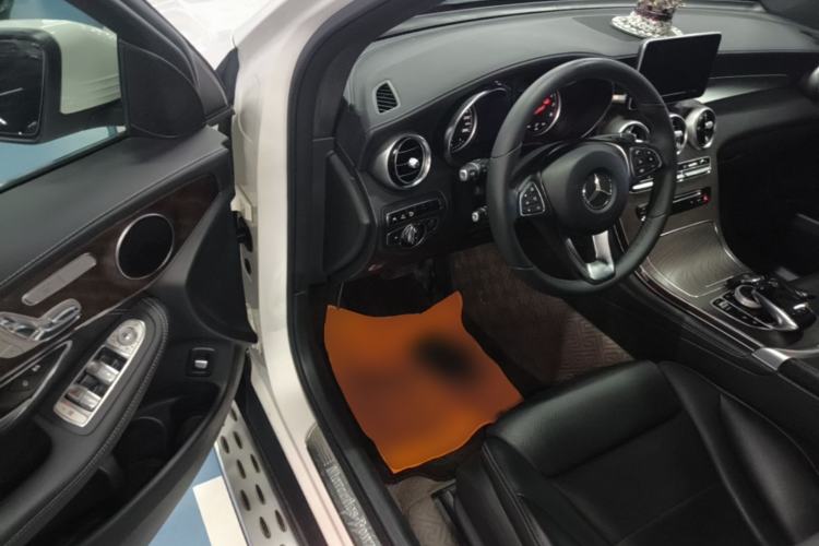 Used Mercedes-Benz GLC 2016 GLC 300 4MATIC Dynamic Model Driver Seat