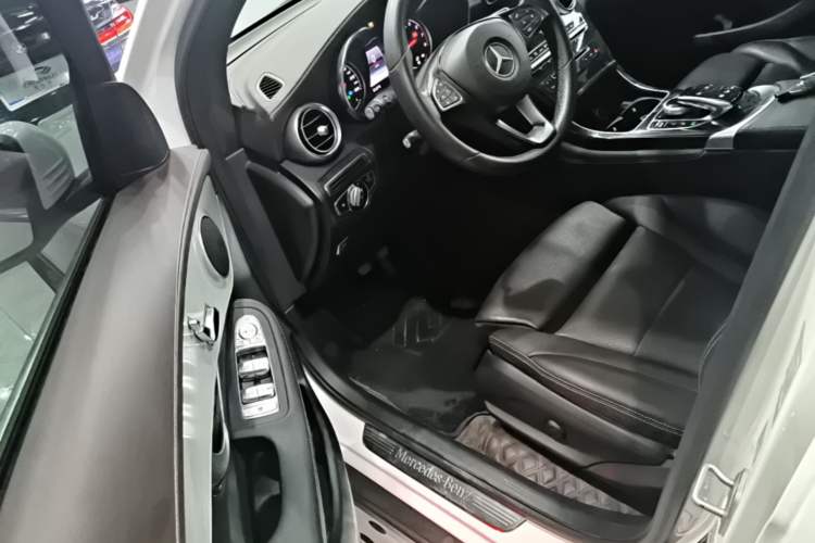Used Mercedes-Benz GLC 2016 GLC 200 4MATIC Driver Seat