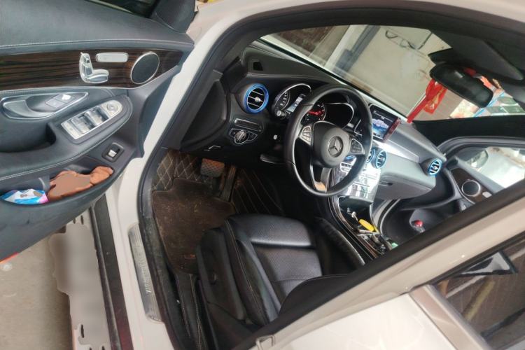 Used Mercedes-Benz GLC 2016 GLC 260 4MATIC Dynamic Edition Driver Seat