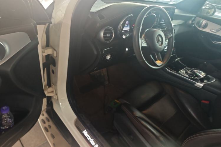 Used Mercedes-Benz GLC 2016 GLC 200 4MATIC Driver Seat