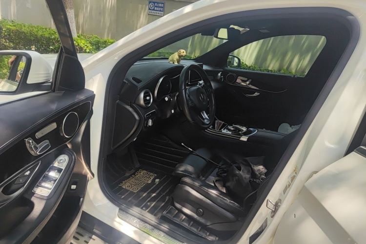 Used Mercedes-Benz GLC 2016 GLC 260 4MATIC Luxury Model Driver Seat