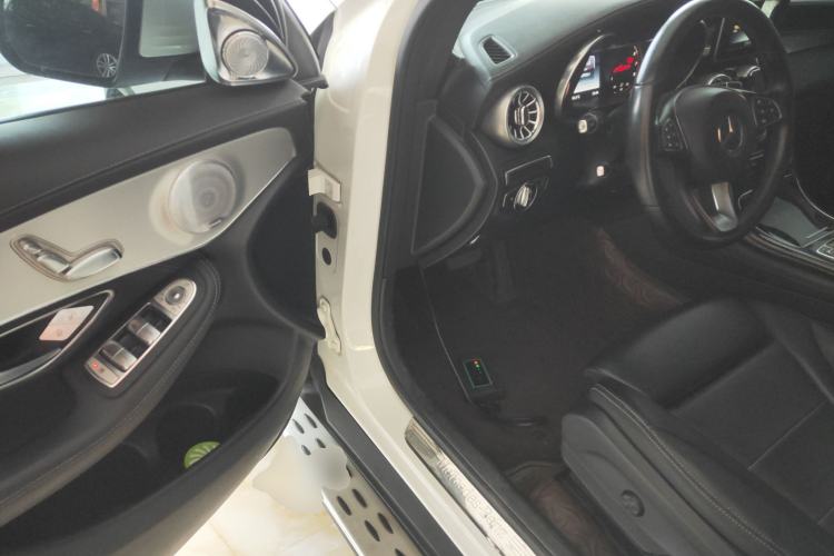 Used Mercedes-Benz GLC 2016 GLC 200 4MATIC Driver Seat