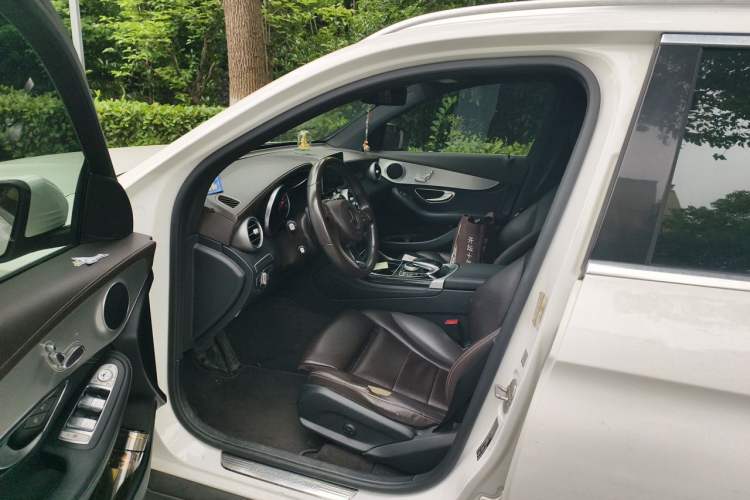 Used Mercedes-Benz GLC 2016 GLC 200 4MATIC Driver Seat