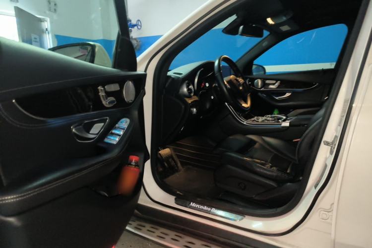 Used Mercedes-Benz GLC 2016 GLC 260 4MATIC Luxury Model Driver Seat