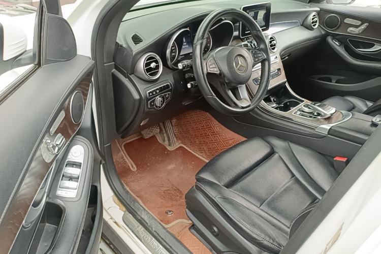 Used Mercedes-Benz GLC 2016 GLC 300 4MATIC Dynamic Model Driver Seat