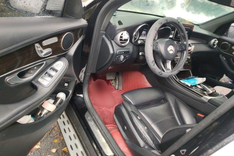 Used Mercedes-Benz GLC 2016 GLC 260 4MATIC Luxury Model Driver Seat