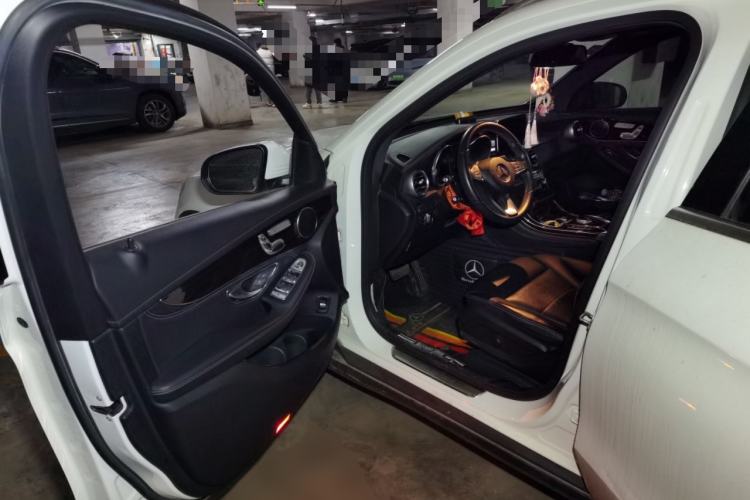 Used Mercedes-Benz GLC 2016 GLC 260 4MATIC Dynamic Edition Driver Seat