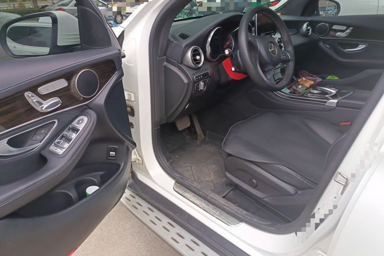 Used Mercedes-Benz GLC 2016 GLC 260 4MATIC Luxury Model Driver Seat