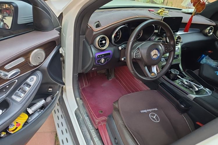 Used Mercedes-Benz GLC 2016 GLC 260 4MATIC Luxury Model Driver Seat