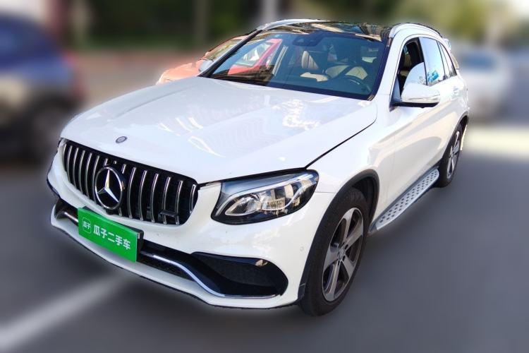 Used Mercedes-Benz GLC 2016 GLC 260 4MATIC Luxury Model Guazi used car, China used car export, Used car for sale, Used cars, Cheapest cars for sale
