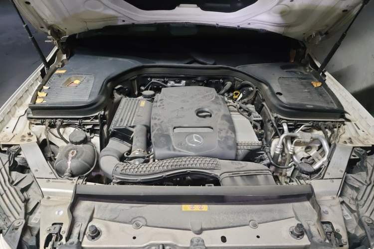 Used Mercedes-Benz GLC 2016 GLC 260 4MATIC Dynamic Edition Engine Bay