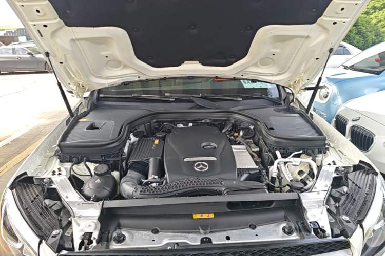 Used Mercedes-Benz GLC 2016 GLC 200 4MATIC Engine Bay