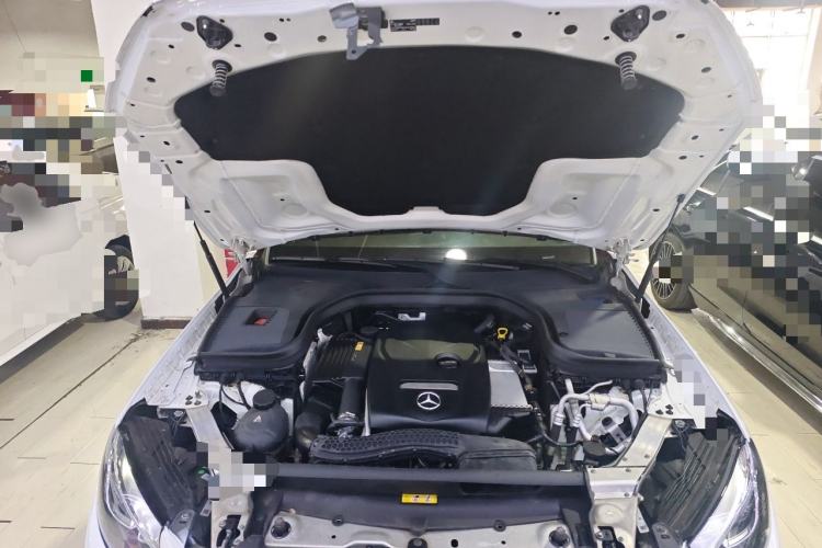 Used Mercedes-Benz GLC 2016 GLC 260 4MATIC Luxury Model Engine Bay