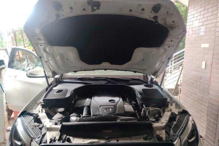 Used Mercedes-Benz GLC 2016 GLC 260 4MATIC Dynamic Edition Engine Bay