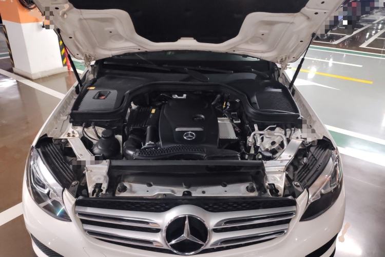 Used Mercedes-Benz GLC 2016 GLC 260 4MATIC Dynamic Edition Engine Bay