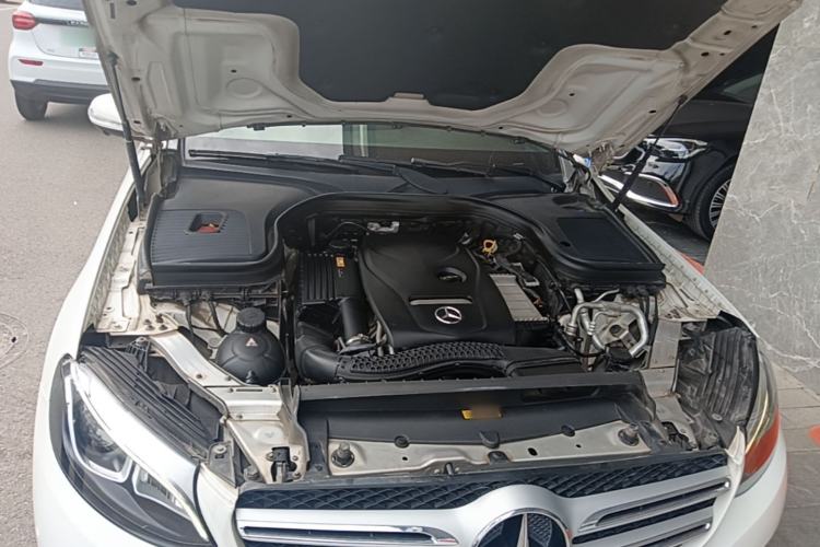 Used Mercedes-Benz GLC 2016 GLC 260 4MATIC Luxury Model Engine Bay