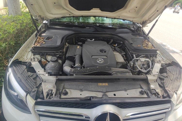 Used Mercedes-Benz GLC 2016 GLC 260 4MATIC Luxury Model Engine Bay