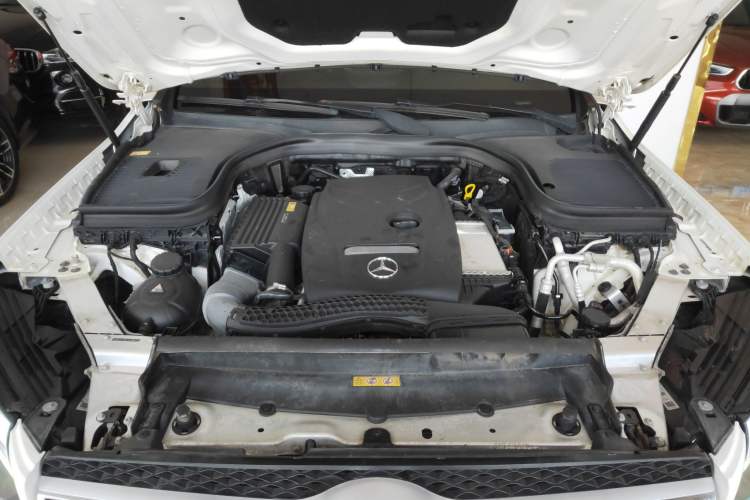 Used Mercedes-Benz GLC 2016 GLC 200 4MATIC Engine Bay