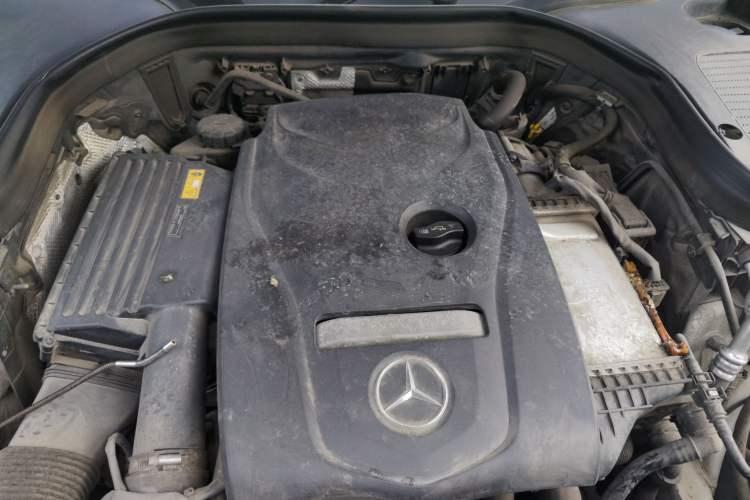 Used Mercedes-Benz GLC 2016 GLC 260 4MATIC Luxury Model Engine Bay