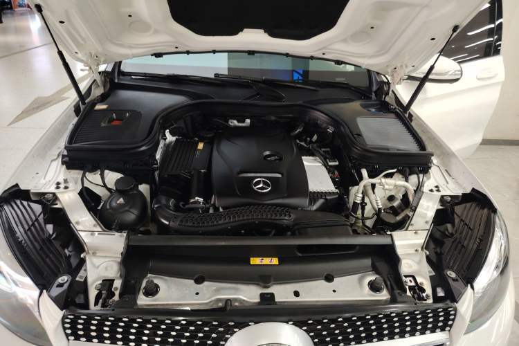 Used Mercedes-Benz GLC 2016 GLC 200 4MATIC Engine Bay