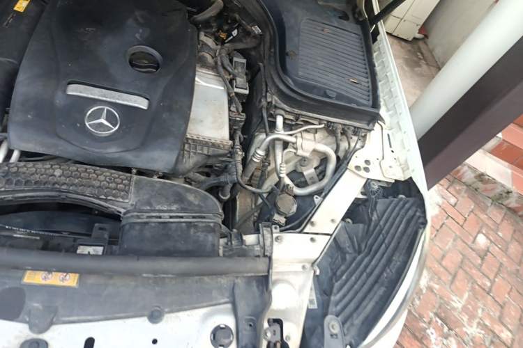 Used Mercedes-Benz GLC 2016 GLC 200 4MATIC Engine Bay Left