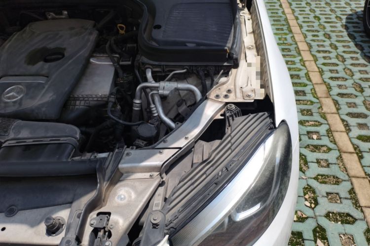 Used Mercedes-Benz GLC 2016 GLC 200 4MATIC Engine Bay Left