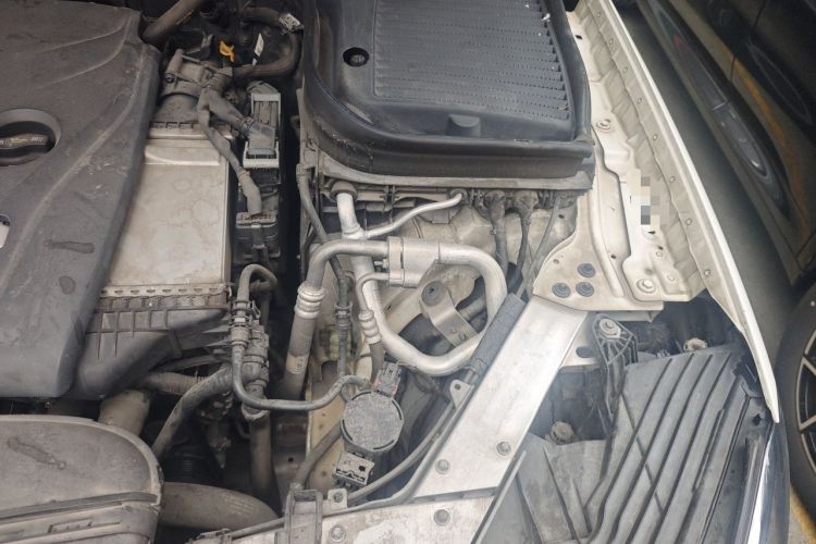 Used Mercedes-Benz GLC 2016 GLC 200 4MATIC Engine Bay Left
