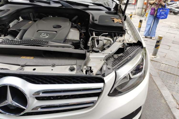 Used Mercedes-Benz GLC 2016 GLC 200 4MATIC Engine Bay Left