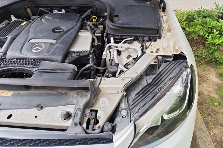 Used Mercedes-Benz GLC 2016 GLC 260 4MATIC Dynamic Edition Engine Bay Left