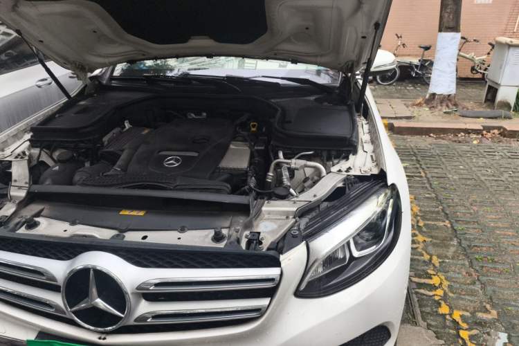 Used Mercedes-Benz GLC 2016 GLC 200 4MATIC Engine Bay Left
