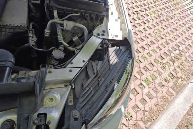 Used Mercedes-Benz GLC 2016 GLC 200 4MATIC Engine Bay Left