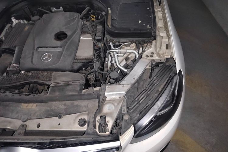 Used Mercedes-Benz GLC 2016 GLC 260 4MATIC Luxury Model Engine Bay Left