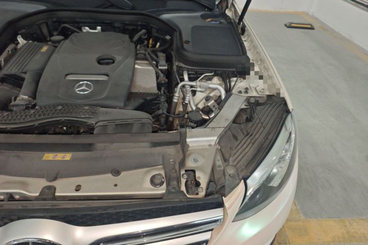 Used Mercedes-Benz GLC 2016 GLC 300 4MATIC Dynamic Model Engine Bay Left
