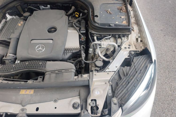 Used Mercedes-Benz GLC 2016 GLC 260 4MATIC Dynamic Edition Engine Bay Left