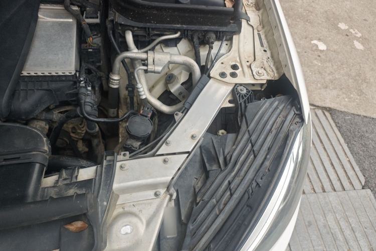 Used Mercedes-Benz GLC 2016 GLC 200 4MATIC Engine Bay Left