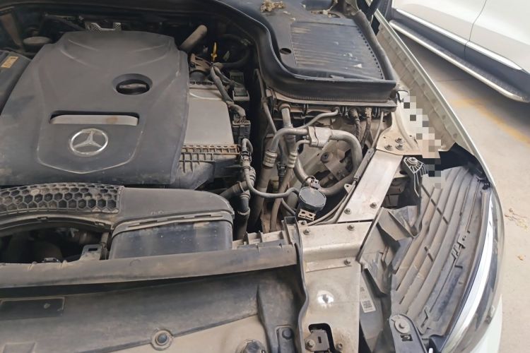 Used Mercedes-Benz GLC 2016 GLC 260 4MATIC Luxury Model Engine Bay Left